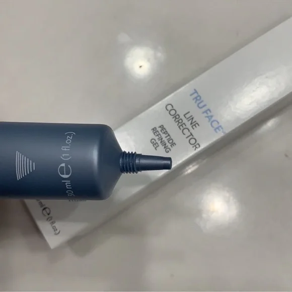Nuskin Tru Face Line Corrector and Revealing Gel Bundle New in Box Sealed - Picture 5 of 5